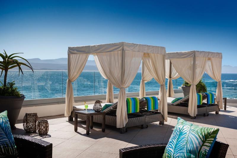 Beacon Island Resort Плетенбърг Бей Екстериор снимка